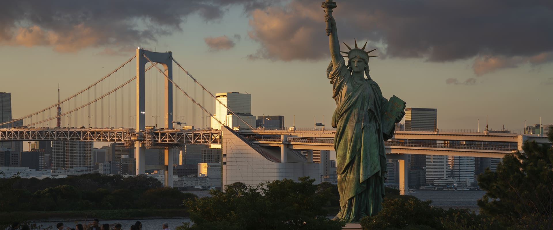 A replica Statue of Liberty beside Rainbow Bridge in Tokyo