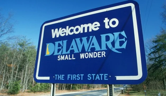 Biển Welcome to Delaware bên đường