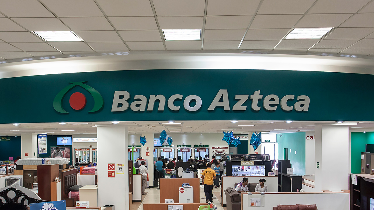 Banco Azteca, Panama
